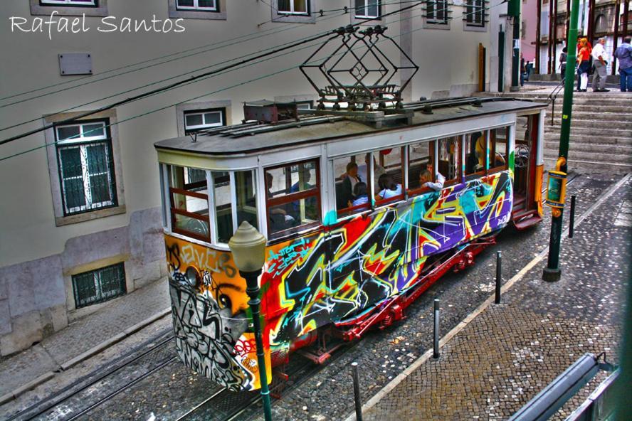 Inn-Chiado Boulevard Guest House Lisboa المظهر الخارجي الصورة